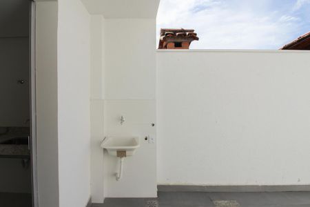 Casa à venda com 110m², 2 quartos e 1 vaga Casa à venda com 110m², 2 quartos e 1 vagaÁrea de Serviço