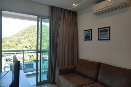 Apartamento para alugar com 40m², 1 quarto e 1 vagaSala