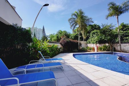 Apartamento para alugar com 40m², 1 quarto e 1 vagaÁrea comum - Piscina