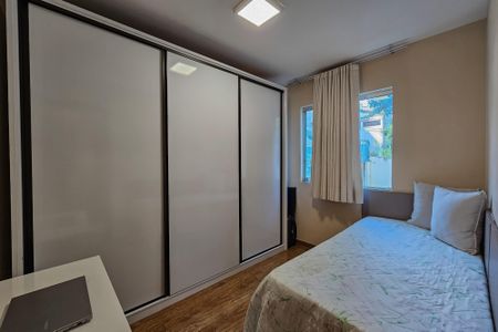 Apartamento à venda com 60m², 2 quartos e 1 vaga
