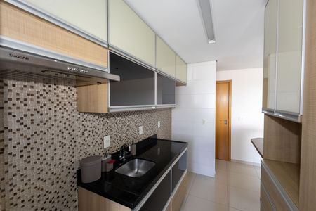 Apartamento à venda com 68m², 2 quartos e 2 vagasCozinha