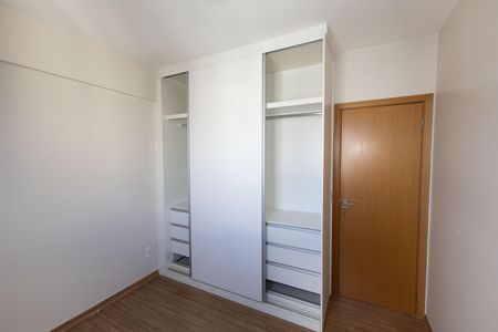 Apartamento à venda com 68m², 2 quartos e 2 vagasQuarto 1