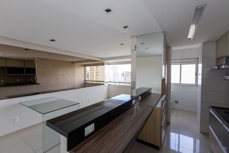 Apartamento à venda com 68m², 2 quartos e 2 vagasCozinha