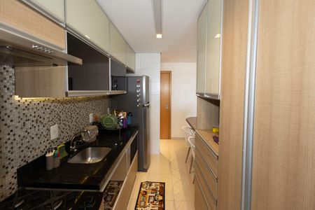 Apartamento para alugar com 68m², 2 quartos e 2 vagas Apartamento para alugar com 68m², 2 quartos e 2 vagasCozinha