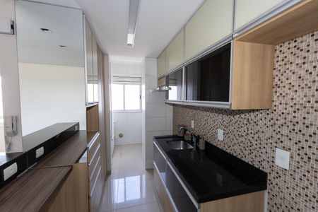 Apartamento à venda com 68m², 2 quartos e 2 vagasCozinha