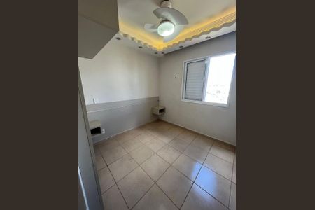 Apartamento para alugar com 75m², 3 quartos e 1 vagaQuarto