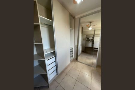 Apartamento para alugar com 75m², 3 quartos e 1 vagaQuarto