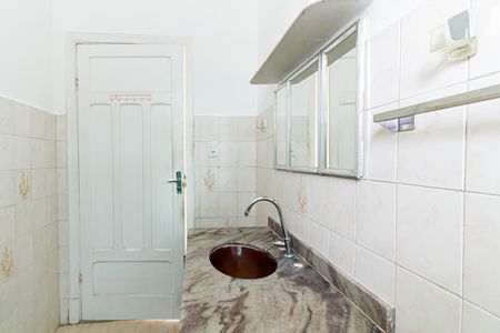 Casa à venda com 110m², 2 quartos e sem vagaBanheiro