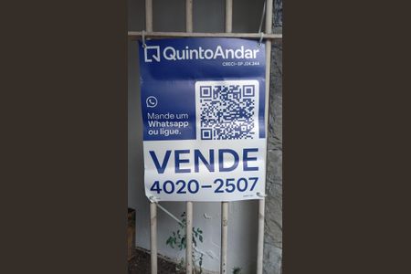 Casa à venda com 110m², 2 quartos e sem vagaPlaquinha