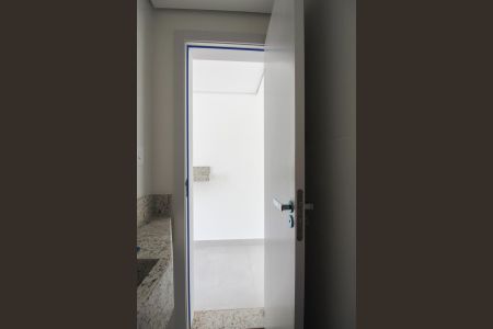 Casa à venda com 118m², 2 quartos e 1 vagaLavabo