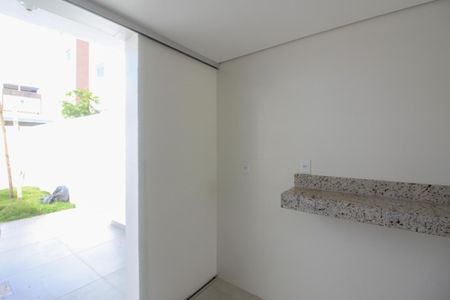 Casa à venda com 118m², 2 quartos e 1 vagaCozinha