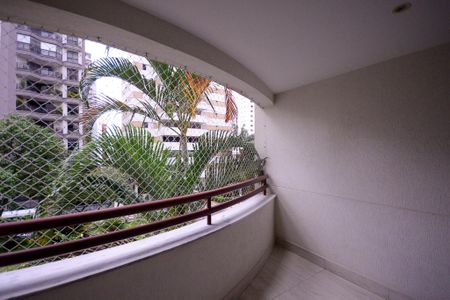 Apartamento à venda com 65m², 2 quartos e 2 vagas Apartamento à venda com 65m², 2 quartos e 2 vagasSala - Varanda