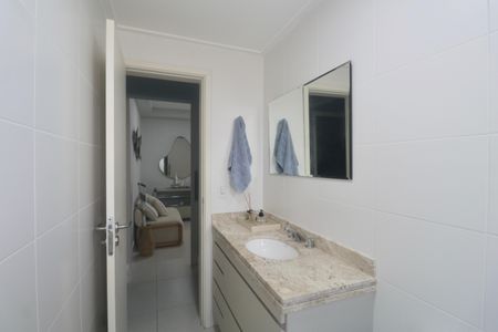 Apartamento para alugar com 101m², 3 quartos e 2 vagas Apartamento para alugar com 101m², 3 quartos e 2 vagasBanheiro Social