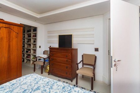 Apartamento para alugar com 251m², 3 quartos e 5 vagasQuarto 2