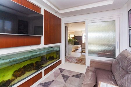 Quarto 1 de apartamento para alugar com 3 quartos, 251m² em Petrópolis, Porto Alegre