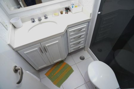 Apartamento à venda com 84m², 2 quartos e 2 vagas Apartamento à venda com 84m², 2 quartos e 2 vagasBanheiro Social