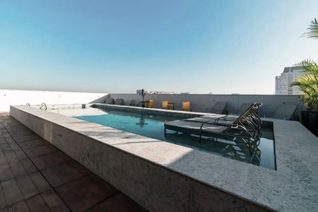 Studio para alugar com 25m², 1 quarto e sem vaga Studio para alugar com 25m², 1 quarto e sem vagaÁrea comum - Piscina