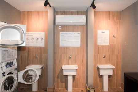 Studio para alugar com 25m², 1 quarto e sem vaga Studio para alugar com 25m², 1 quarto e sem vagaÁrea comum - Lavanderia