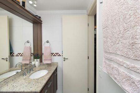 Apartamento à venda com 69m², 2 quartos e 1 vagaBanheiro Social