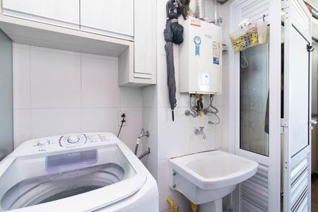 Apartamento à venda com 69m², 2 quartos e 1 vagaÁrea de Serviço
