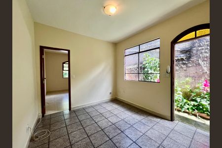 Casa para alugar com 1 quarto, 178m² em Itapoã, Belo Horizonte