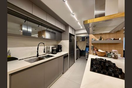 Apartamento à venda com 125m², 3 quartos e 2 vagasCozinha