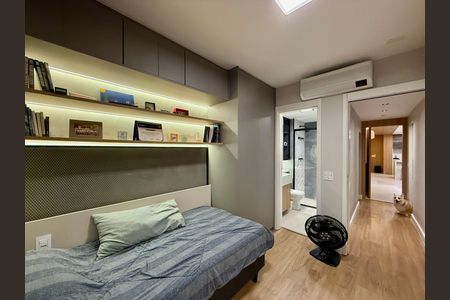 Apartamento à venda com 125m², 3 quartos e 2 vagasSuíte 3