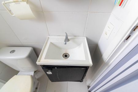Apartamento para alugar com 45m², 2 quartos e sem vagaBanheiro social
