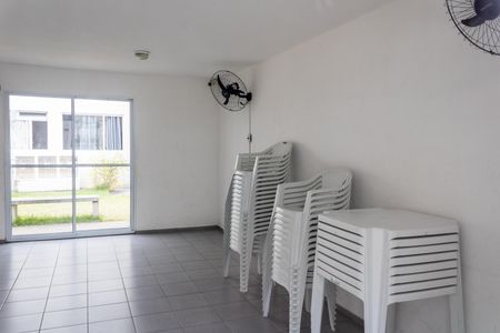 Apartamento para alugar com 45m², 2 quartos e sem vagaÁrea comum - Salão de festas