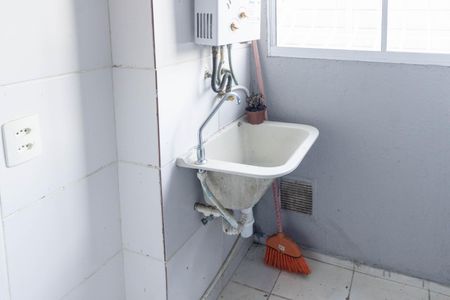 Apartamento para alugar com 45m², 2 quartos e sem vagaCozinha e Área de Serviço