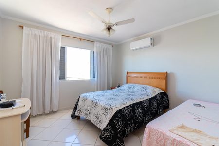 Casa à venda com 150m², 3 quartos e 2 vagasQuarto 1