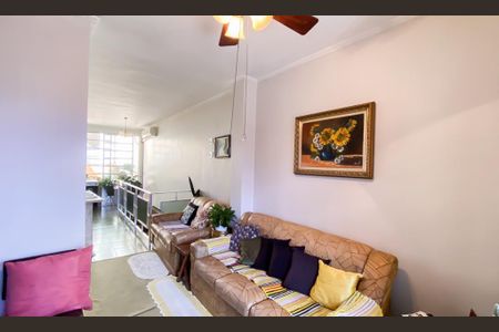 Sala  de casa à venda com 4 quartos, 230m² em Jardim Danfer, São Paulo