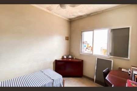 Casa à venda com 230m², 4 quartos e 2 vagasQuarto 4