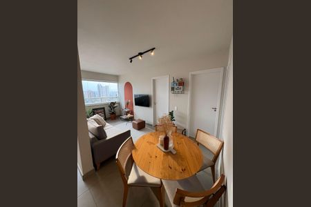 Apartamento à venda com 43m², 2 quartos e sem vagaSala