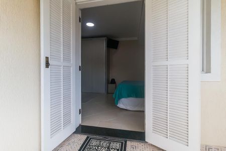 Casa para alugar com 240m², 4 quartos e 2 vagas Casa para alugar com 240m², 4 quartos e 2 vagasVaranda do Quarto 1