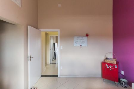 Casa para alugar com 240m², 4 quartos e 2 vagas Casa para alugar com 240m², 4 quartos e 2 vagasQuarto 3