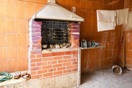 Casa à venda com 112m², 2 quartos e 1 vagaÁrea de Serviço