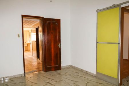 Casa à venda com 112m², 2 quartos e 1 vagaSala
