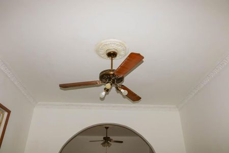 Casa à venda com 112m², 2 quartos e 1 vagaSala