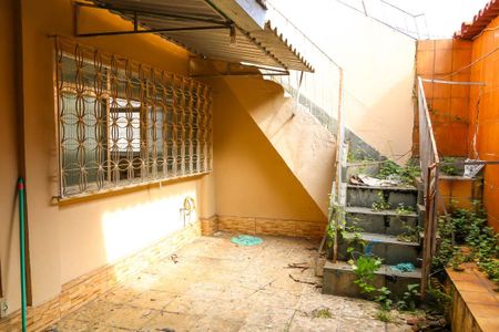 Casa à venda com 112m², 2 quartos e 1 vagaÁrea de Serviço