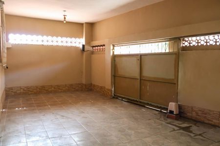 Casa à venda com 112m², 2 quartos e 1 vagaGaragem