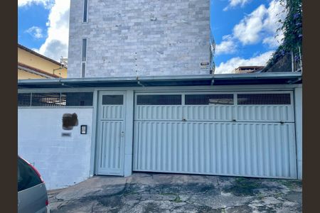 Apartamento à venda com 110m², 3 quartos e 1 vagaFachada