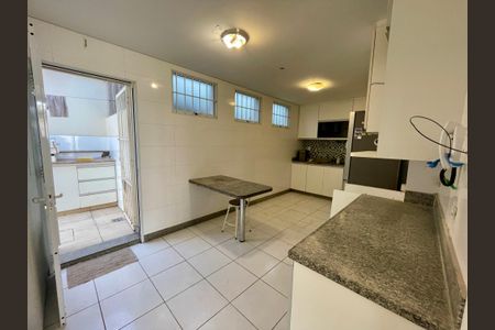 Apartamento à venda com 110m², 3 quartos e 1 vagaCozinha