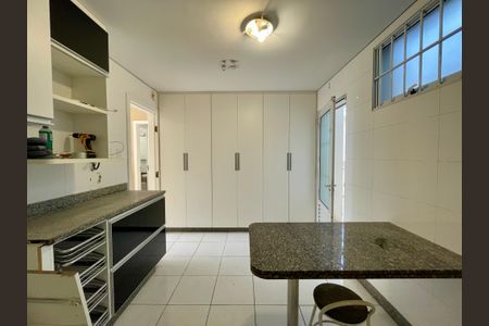 Apartamento à venda com 110m², 3 quartos e 1 vagaCozinha