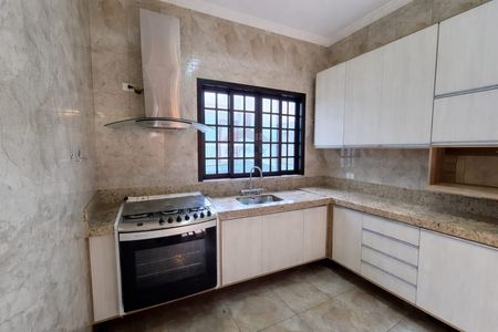 Cozinha de casa para alugar com 3 quartos, 120m² em Vila Santa Edwiges, Osasco