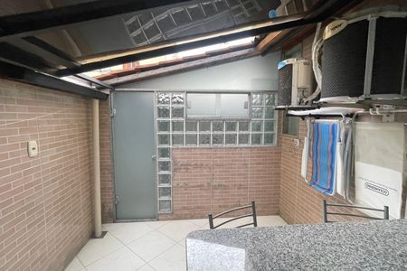 Apartamento para alugar com 60m², 2 quartos e 1 vagaÁrea de Serviço