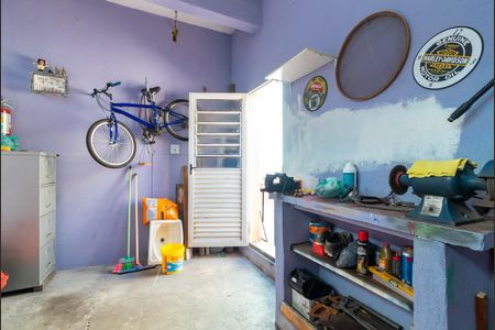 Casa para alugar com 420m², 2 quartos e 5 vagasDepósito