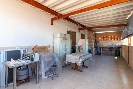 Casa à venda com 420m², 2 quartos e 5 vagasSalão