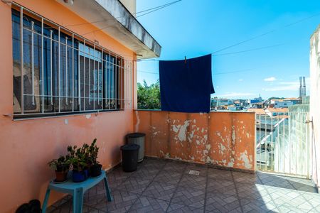 Casa para alugar com 420m², 2 quartos e 5 vagasQuintal