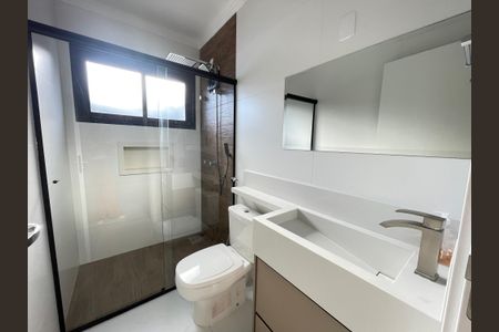 Casa de condomínio para alugar com 259m², 5 quartos e 4 vagasBanheiro